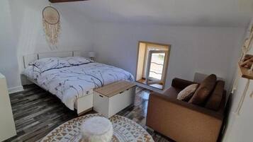 3 chambres, Wi-Fi gratuit, draps fournis