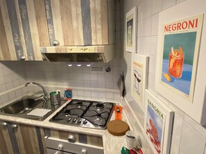 Fridge, microwave, stovetop, dishwasher - Navona "The Corner"  (Roma)