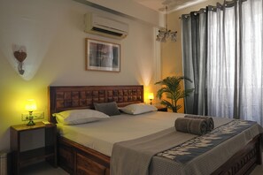 4 bedrooms, iron/ironing board, WiFi, bed sheets - BAHAAR THE PALACE VIEW 4BHK PENTHOUSE WITH BUTLER (Jaipur)