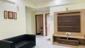 Double Room | Living area - C Suites - St Louis (Bengaluru)
