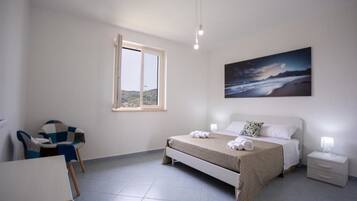 2 bedrooms, desk, iron/ironing board, travel crib