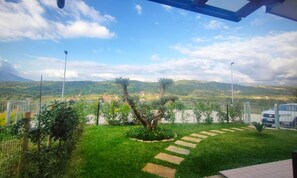 Property grounds - Panoramic and modern villa with garden, comfort and relaxation close to the sea (Marina di Ascea)