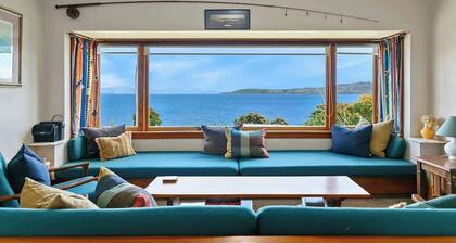 Waipahihi Charm & Tranquillity