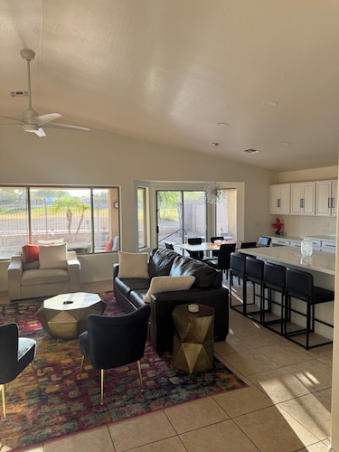 Gorgeous 4 bedroom, 2 bath house with heated pool on hole 6 !