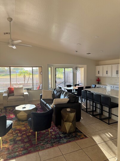 Gorgeous 4 bedroom, 2 bath house with heated pool on hole 6 !