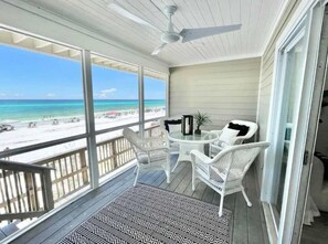 Unclassified image, 4 of 55, button