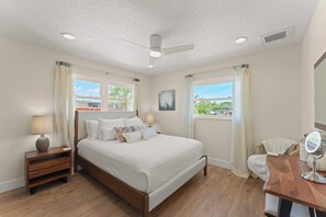 4 bedrooms, iron/ironing board, travel crib, WiFi - Canal Front Paradise | 4BR w Private Dock! (Cocoa Beach)