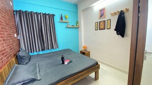 Double Room | WiFi (free) - C Suites - Atlanta (Bengaluru)