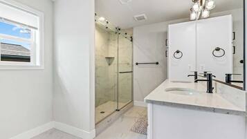 Shower, hair dryer, shampoo