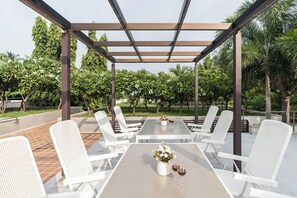 Televisión LED 32 pulgadas con canales de televisión por cable