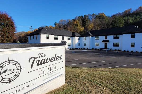 Welcome to the Traveler on Main!