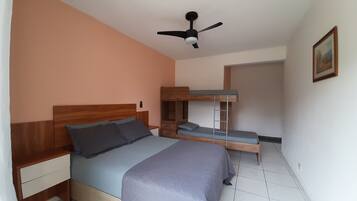 2 bedrooms