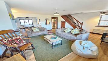 Cottage (3 Bedrooms) | Interior