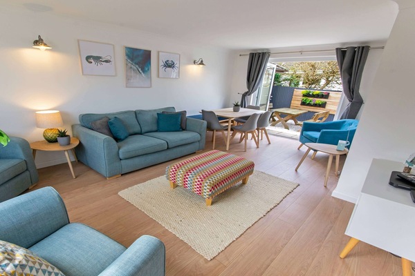 Cottage (3 Bedrooms) | Interior