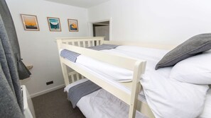 Cottage (3 Bedrooms) | Interior - Oceanside Sleeps 6 Walk to Beach & Stylish (Braunton)
