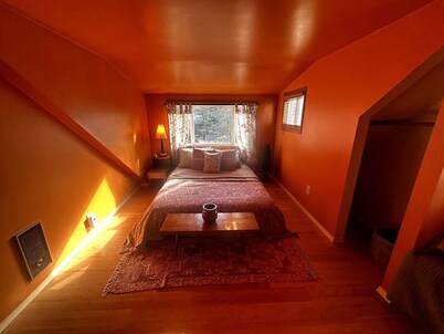 Burning Man's Gallery Abode