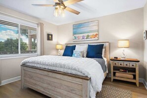 1 soverom, strykejern/-brett, reiseseng for barn og wi-fi