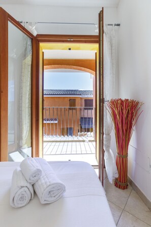 2 Schlafzimmer, Bügeleisen/Bügelbrett, kostenloses WLAN