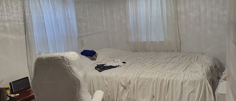 2 多间卧室、WiFi、床单