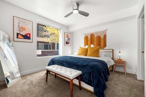 2 bedrooms, desk, iron/ironing board, travel crib