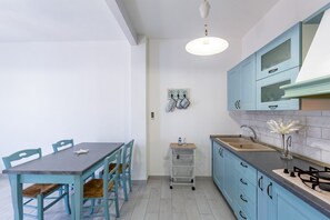 Dining - Silk Cove house- private beach compound (Sant'Antioco)