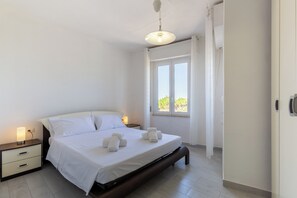 2 chambres, fer et planche à repasser, Wi-Fi gratuit
