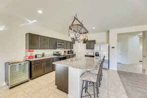 House (3 Bedrooms) | Interior