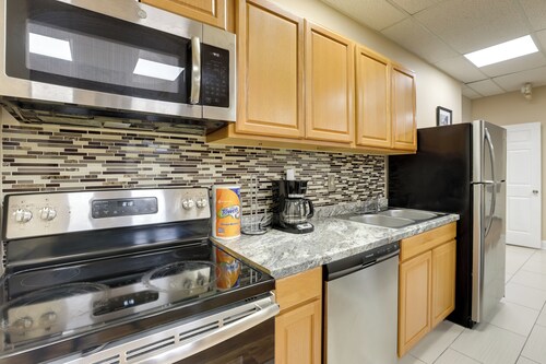 5 Mi to Dtwn: Birmingham Apartment