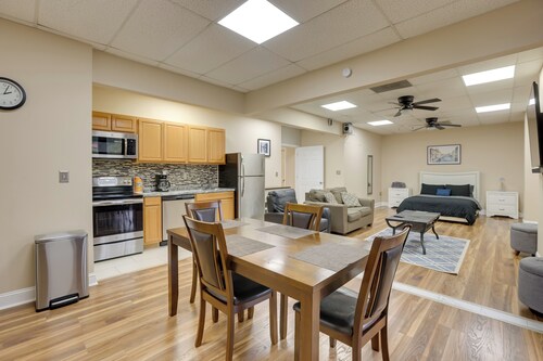 5 Mi to Dtwn: Birmingham Apartment