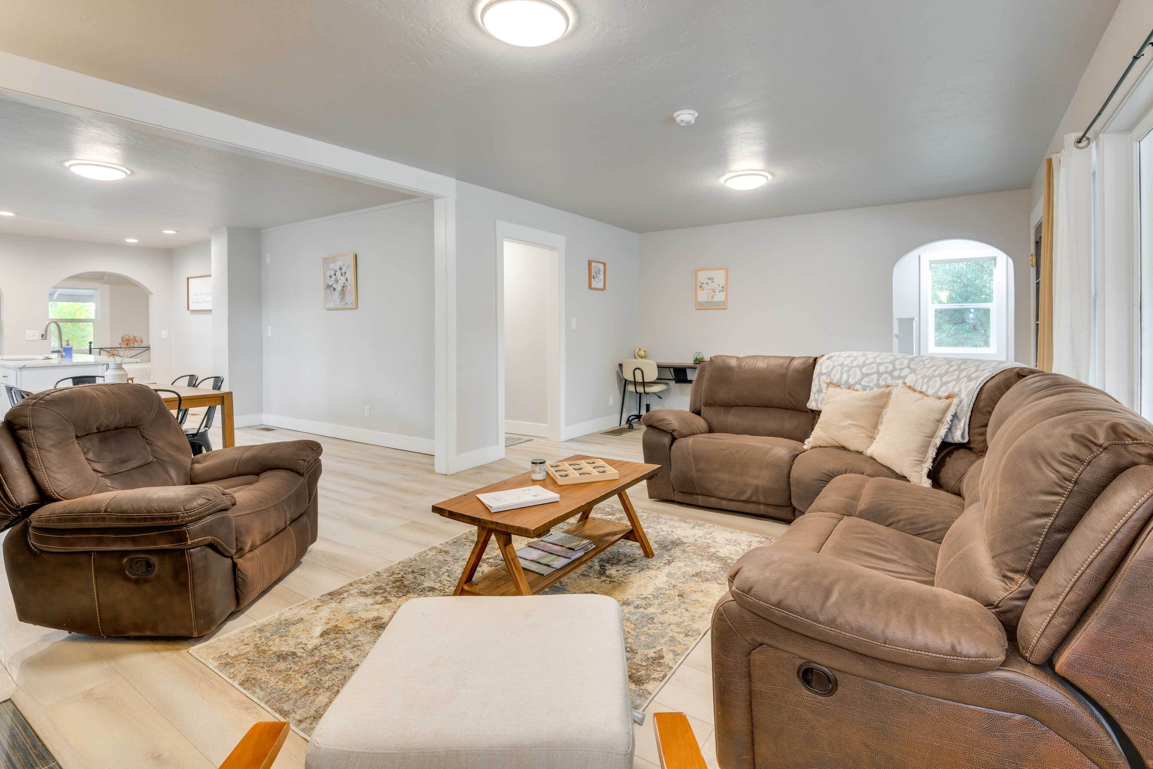 House (4 Bedrooms) | Interior