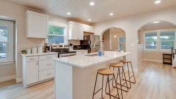 House (4 Bedrooms) | Bahagian dalam