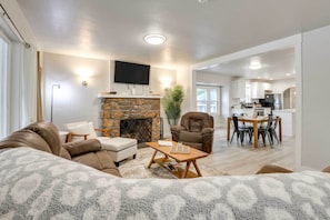 House (4 Bedrooms) | Interior