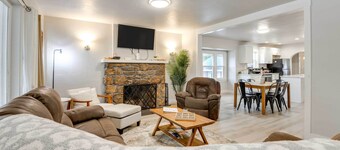 6 Mi to Shoshone Falls Park: Home w/ Game Room!