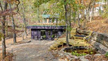 Apartment (0 Bedroom) | Front of property