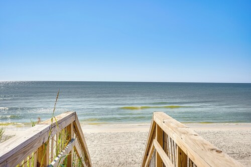 Walk to Shore: Ocean View Cape San Blas Townhome