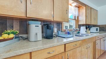 House (1 Bedroom) | Interior