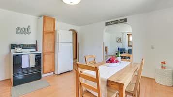 House (1 Bedroom) | Interior