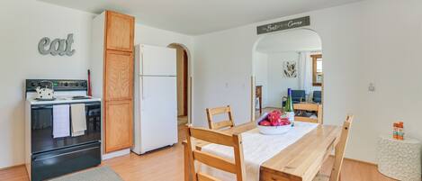 House (1 Bedroom) | Interior