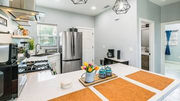 Nhà (2 Bedrooms) | Nội thất