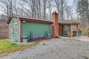 House (2 Bedrooms) | Front of property