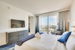 Apartment (2 Bedrooms) | Interior - Sleek Fort Lauderdale Condo Near Beaches & Dining! (Fort Lauderdale)
