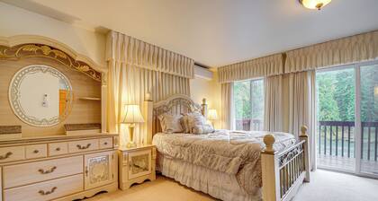 Darrington Home on River w/ Mountain Views