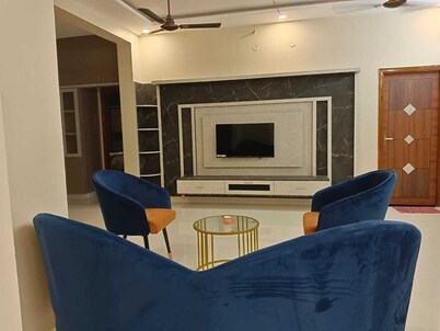 Spacious building in charming Tirupati with AC, WiFi , Hot water and Lift  