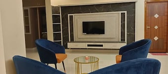 Spacious building in charming Tirupati with AC, WiFi , Hot water and Lift