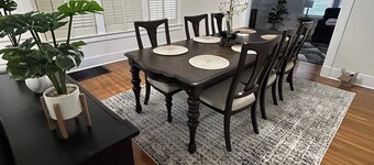 Spacious 4-bedroom house in brilliant Memphis with AC, WiFi