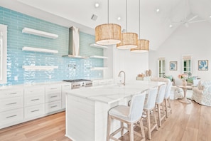 Fridge, microwave, oven, stovetop - Poolside Beach Home Stunner@Cinnamon Shore w/ Designer Interiors & Amenities (Port Aransas)