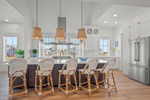 Fridge, microwave, oven, stovetop - Grand, 3-Story Home@Cinnamon Shore South near Beach, Lake & Luxe Amenities (Port Aransas)