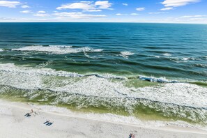 Beach nearby - Bluewater Villa | Golf Cart | Walk to Beach | Pool | Sleeps 10 (Destin)