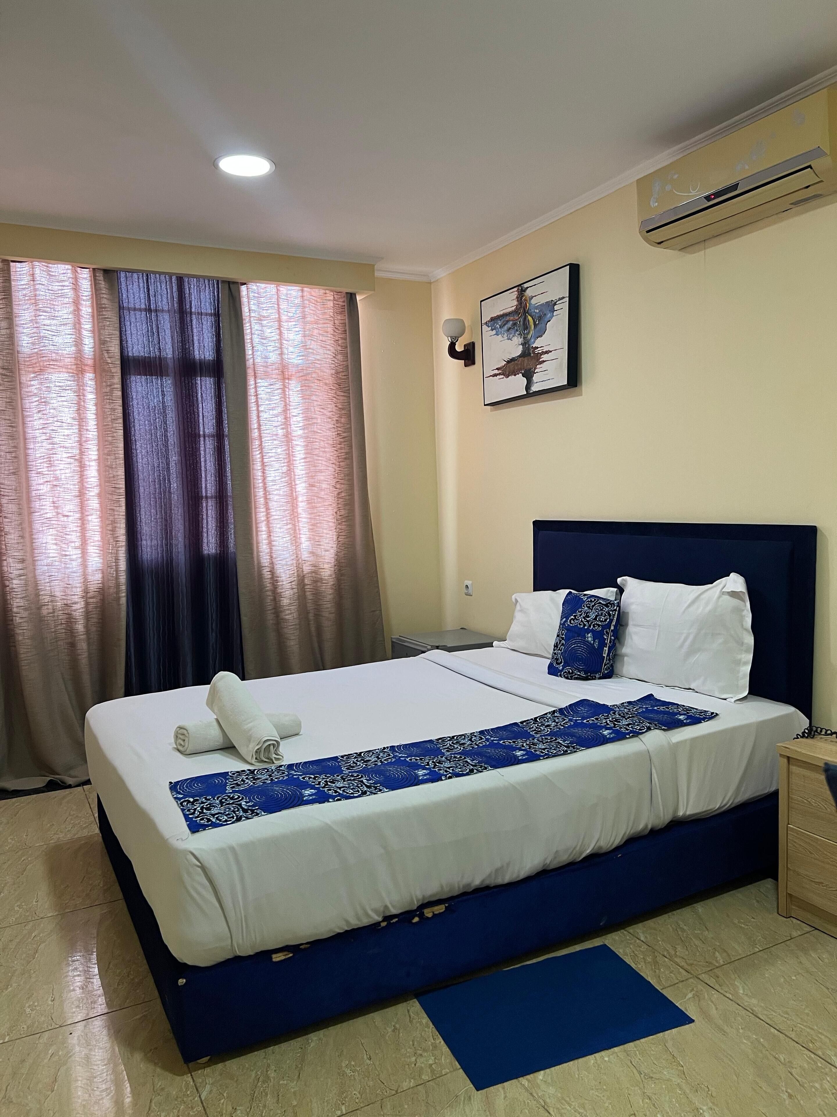 Double Room | Egyptian cotton sheets, premium bedding, down comforters, in-room safe