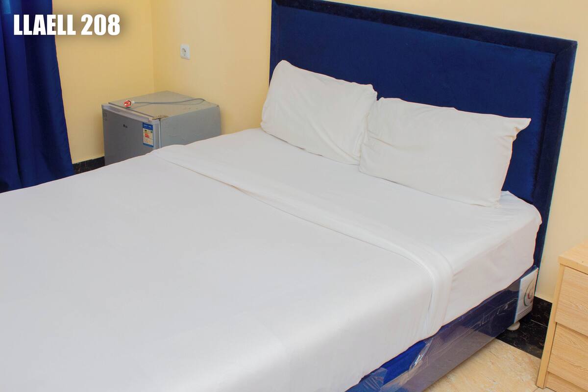 Egyptian cotton sheets, premium bedding, down comforters, in-room safe